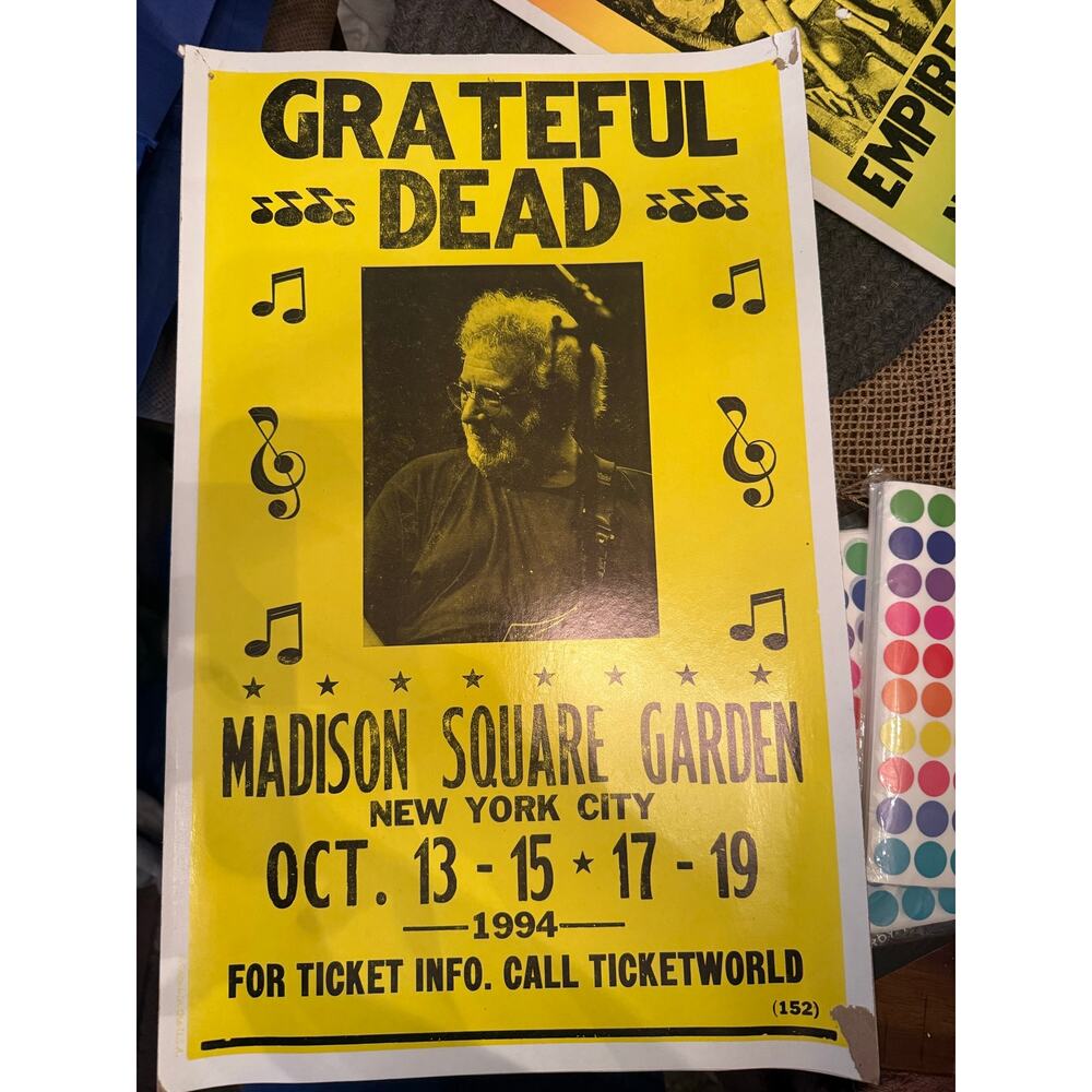 Grateful Dead at Madison Square Garden in October 1994 tour poster number 152